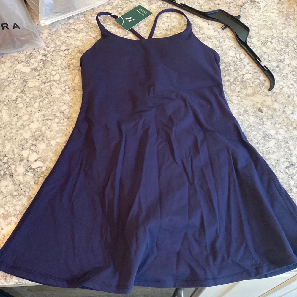 New with tags! HALARA cloudful dress with built in shorts. Get it while it lasts